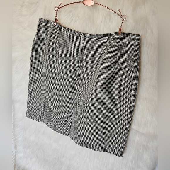Carroll Reed Classic Houndstooth Mini Skirt - Picture 4 of 6